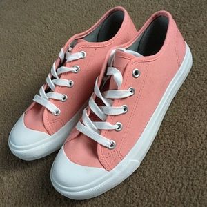 NWOB! Pink Sneakers 🌸🎀💕